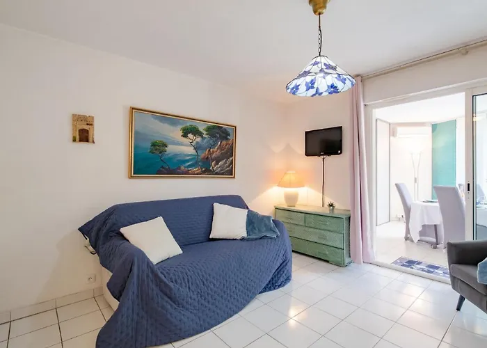 Apartment Le Chant De La By Interhome
