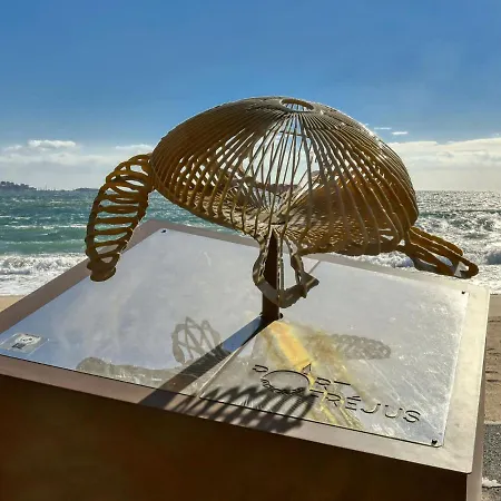 Le Chant De La By Interhome